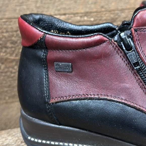 Rieker Ankle Booties 2 tone Leather Wool Lined Side Sz 8.5 - Picture 2 of 8